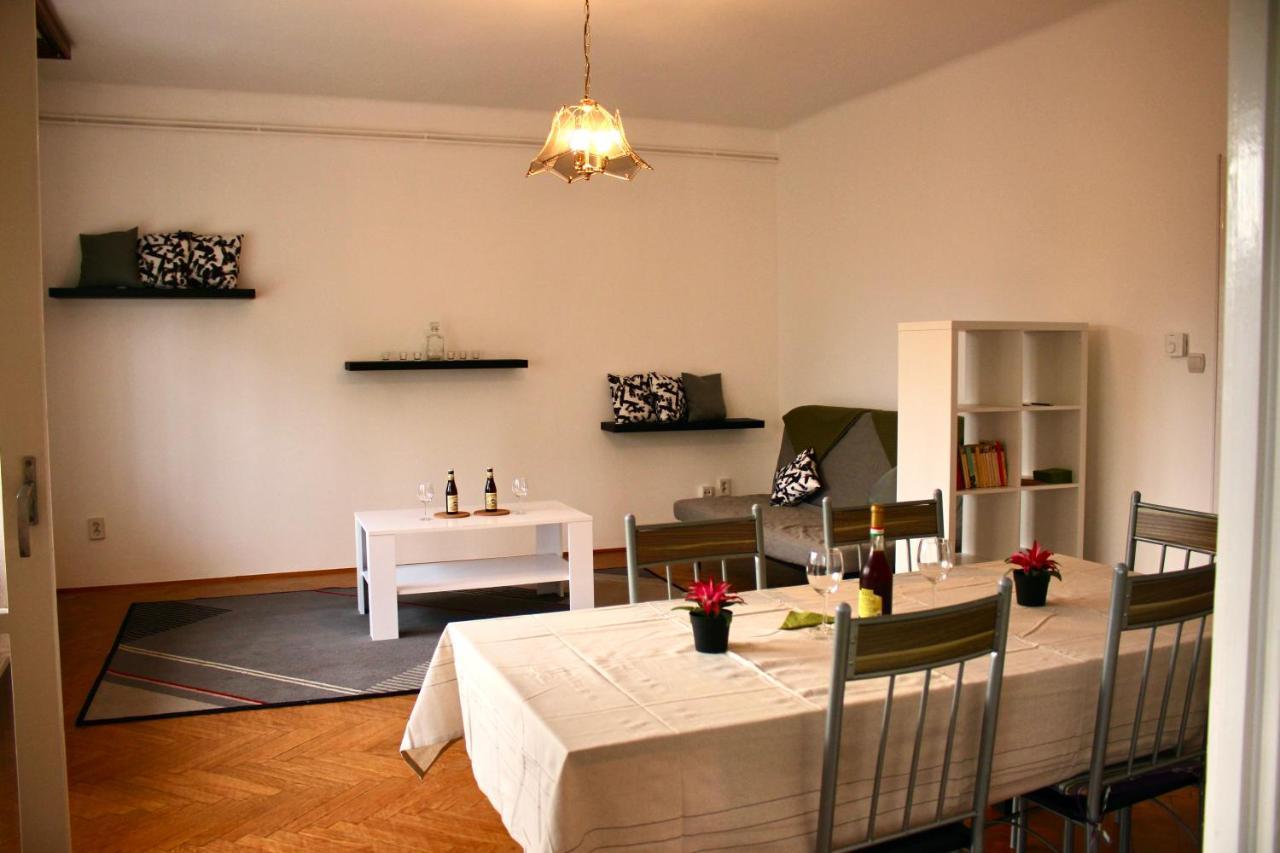 Apartamento Castle Stallion Budapest Exterior foto